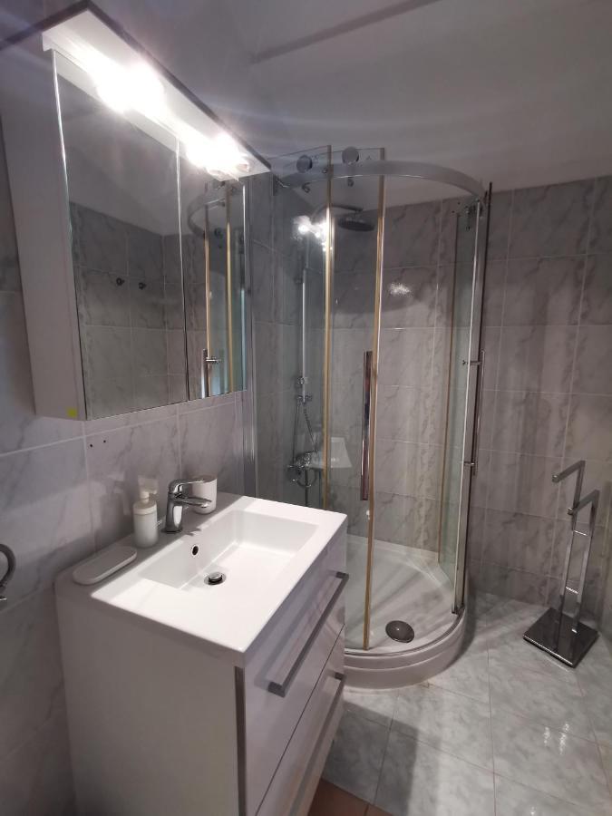 Apartments Divina Rovinj Luaran gambar